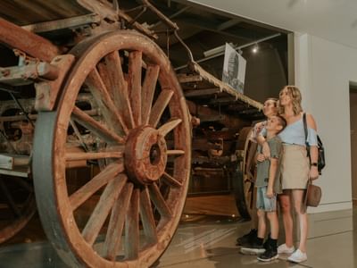 Western Plains Cultural Centre Wool Wagon