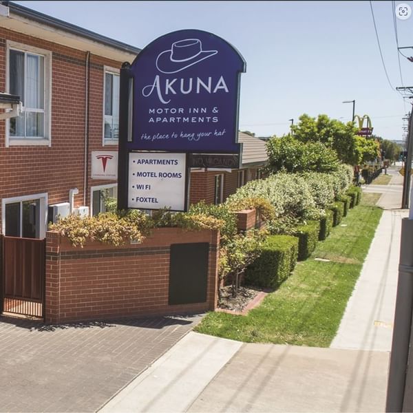 Akuna Motor Inn website