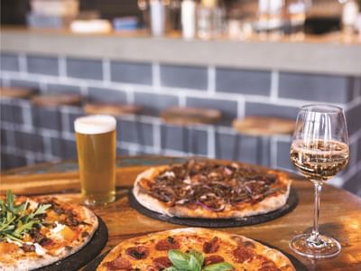 Devils Hollow Brewery Restaurant website