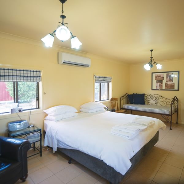 Accommodation - Walls Court B&B