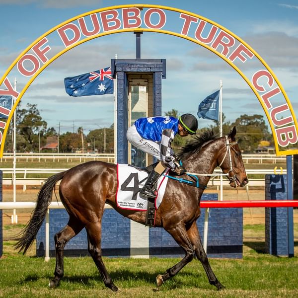 Dubbo Turf Club finish line