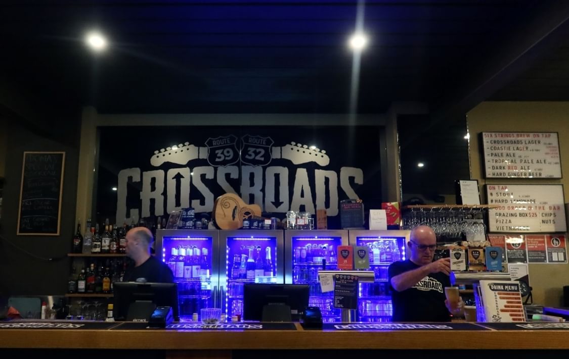 Crossroads Bar